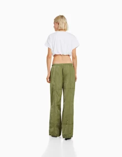 BERSHKA Pantalon parachute nylon Kaki Best Sale