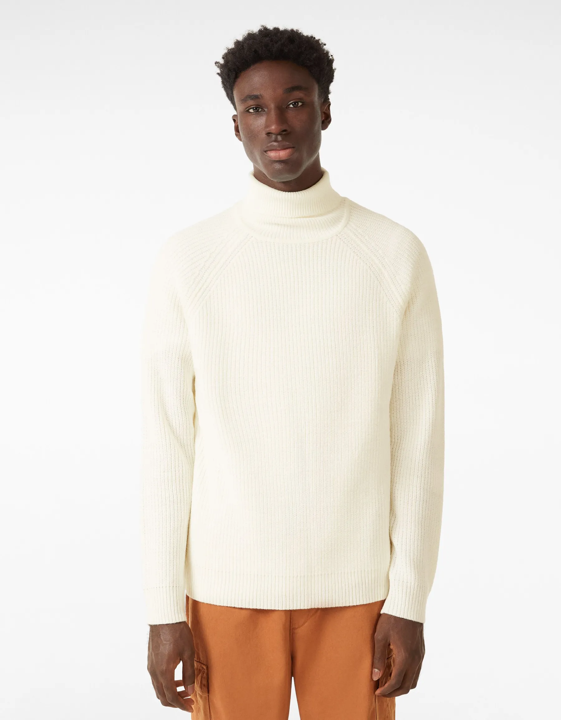 BERSHKA Pull à col roulé Noir Outlet