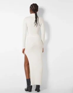 BERSHKA Pull à col roulé Camel Fashion