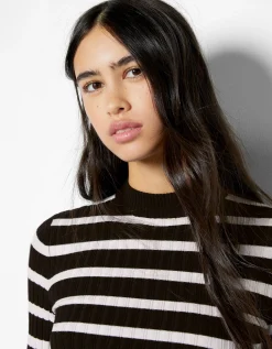 BERSHKA Pull bord-côte col roulé Noir Online