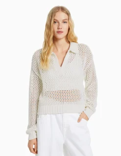 BERSHKA Pull col polo filet Écru Outlet