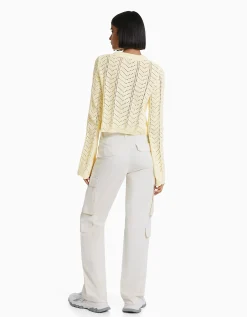 BERSHKA Pull col rond ajouré Jaune Fashion