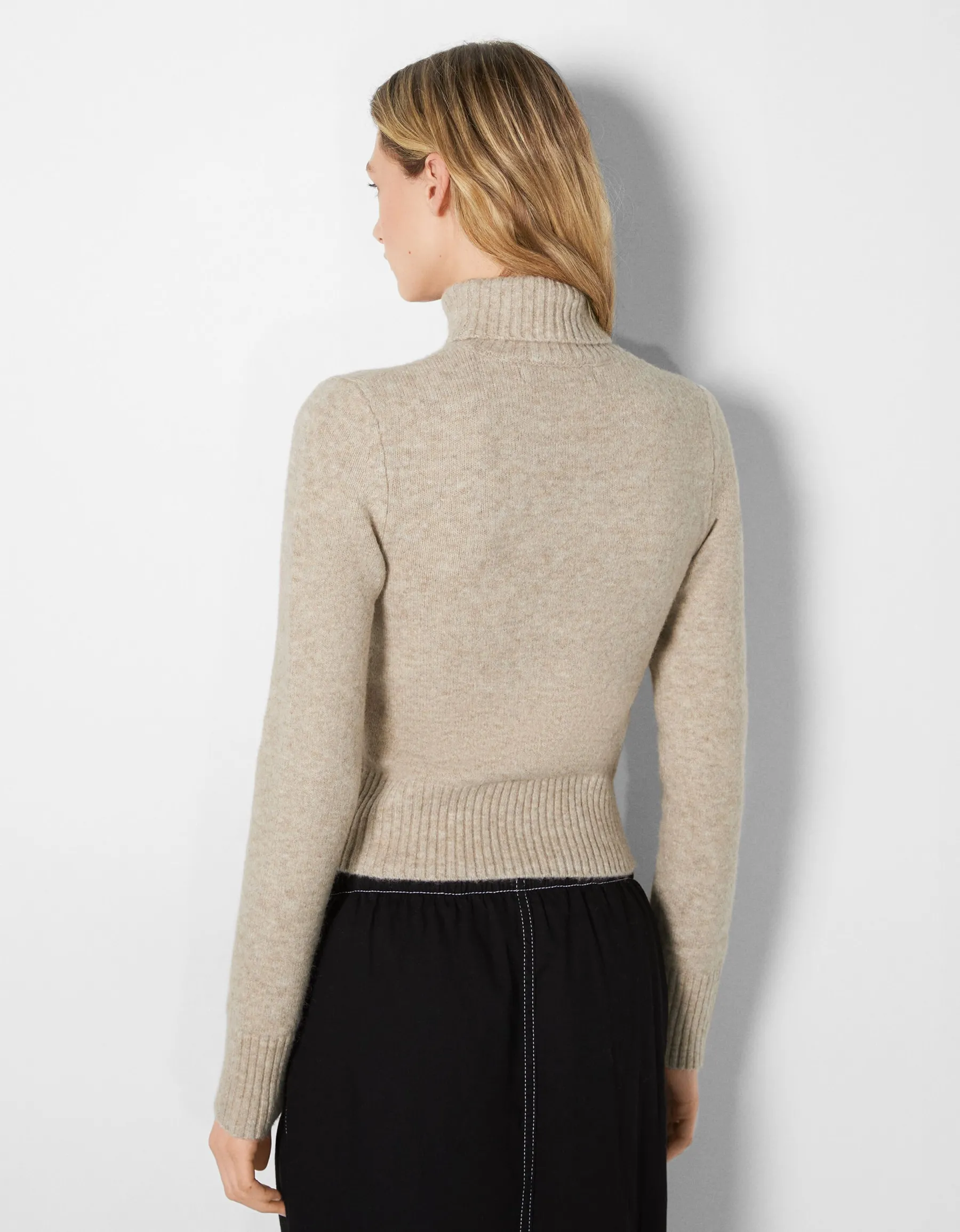 BERSHKA Pull col roulé Sable Shop