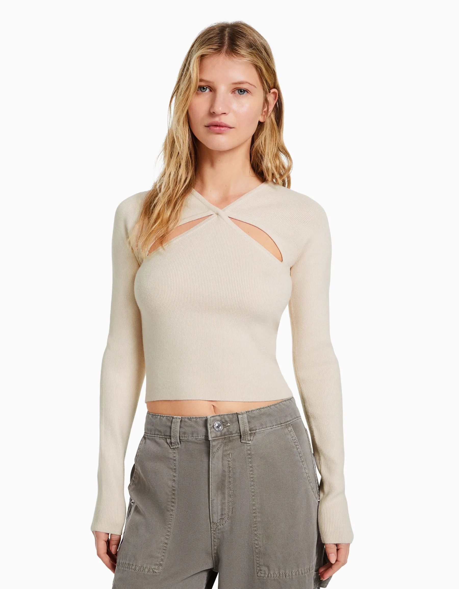 BERSHKA Pull croisé devant cut out Écru Best Sale