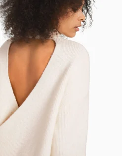 BERSHKA Pull dos nu Écru Discount