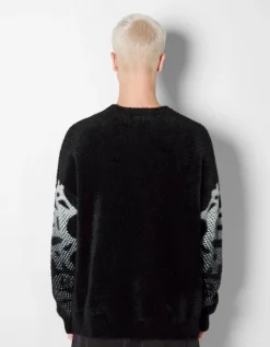 BERSHKA Pull fourrure imprimé dégradé Noir Outlet
