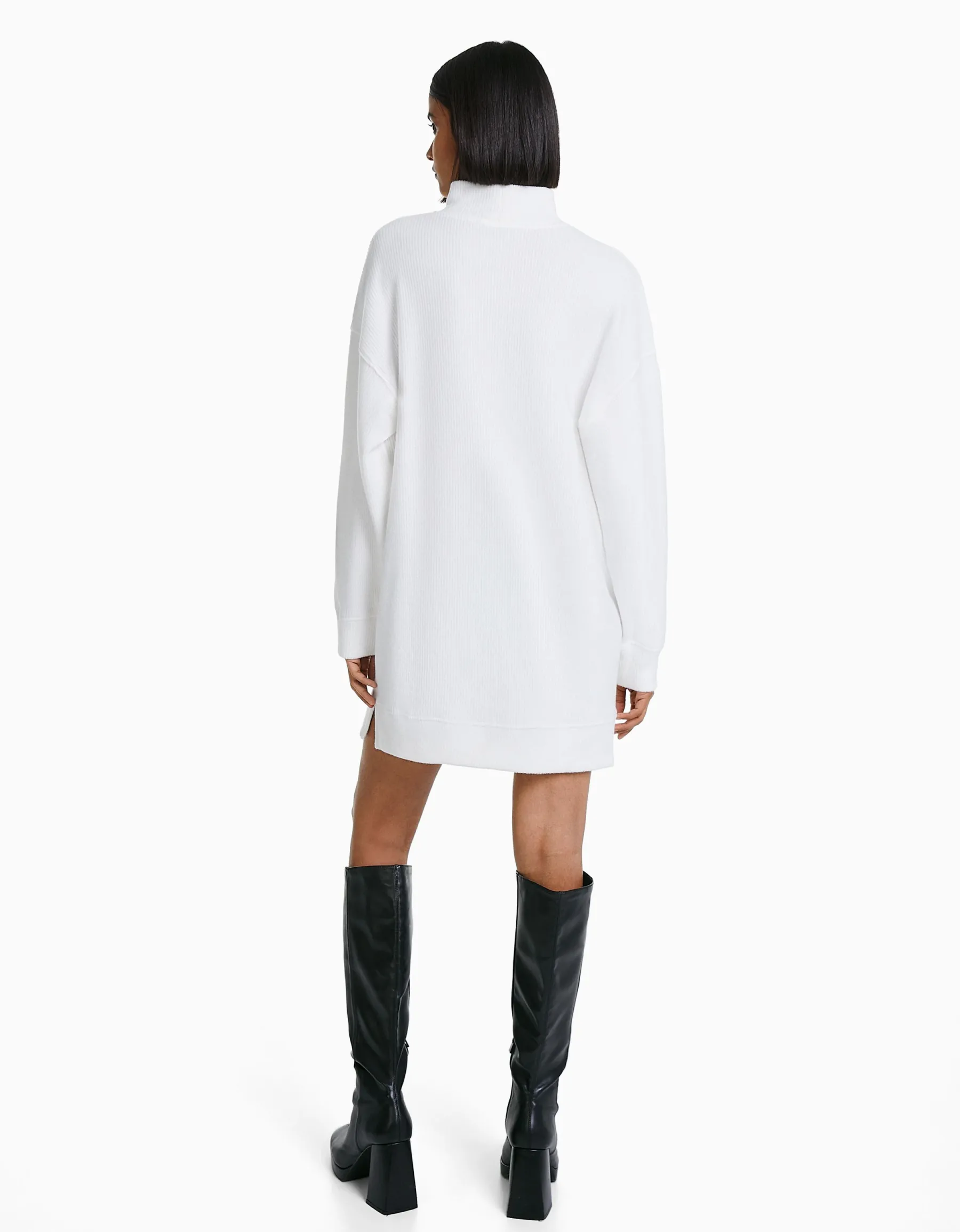 BERSHKA Robe courte manches longues Sable Discount