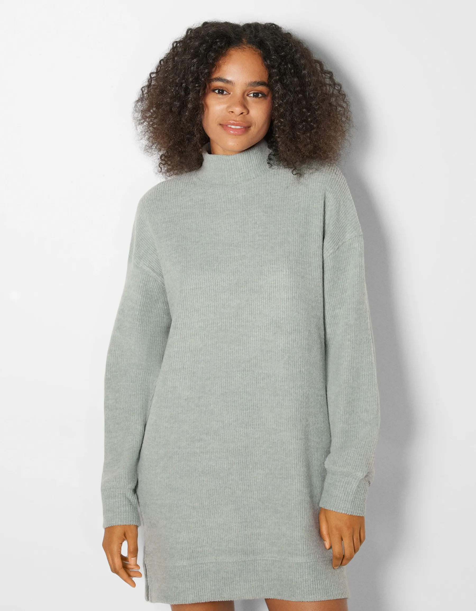BERSHKA Robe courte manches longues Sable Outlet