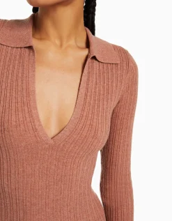 BERSHKA Robe longue col polo maille Sable Clearance