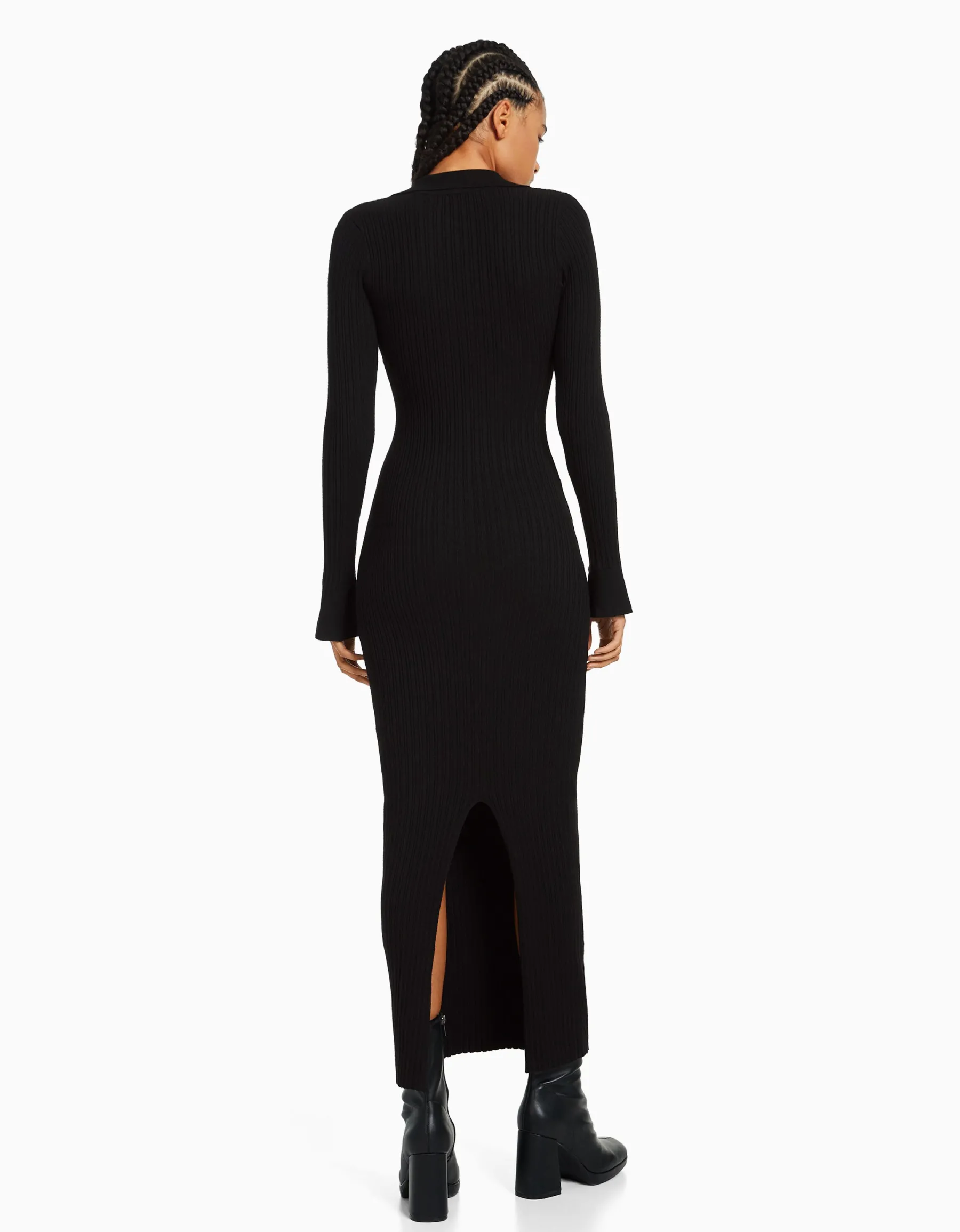 BERSHKA Robe longue col polo maille Sable Discount