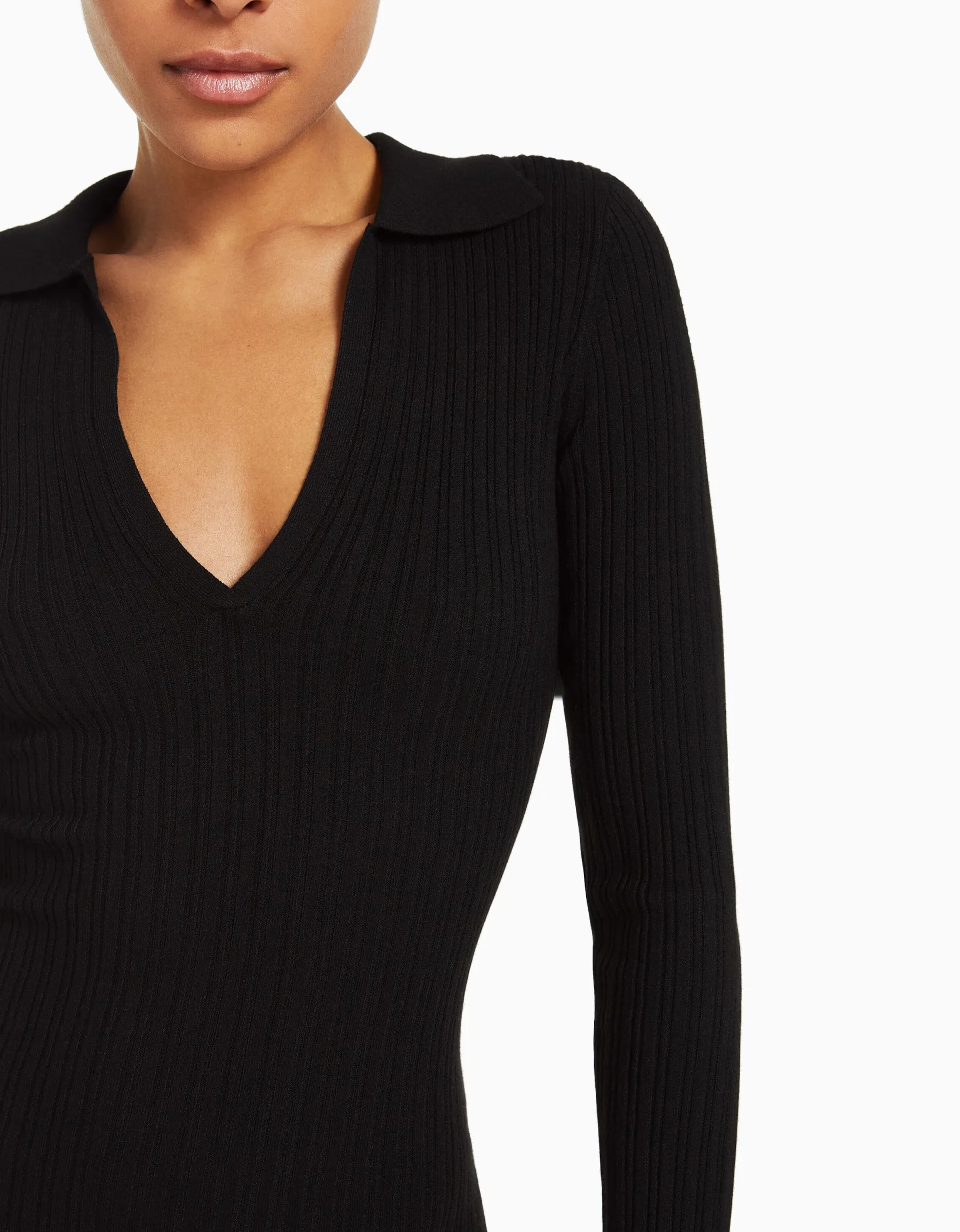 BERSHKA Robe longue col polo maille Sable Discount