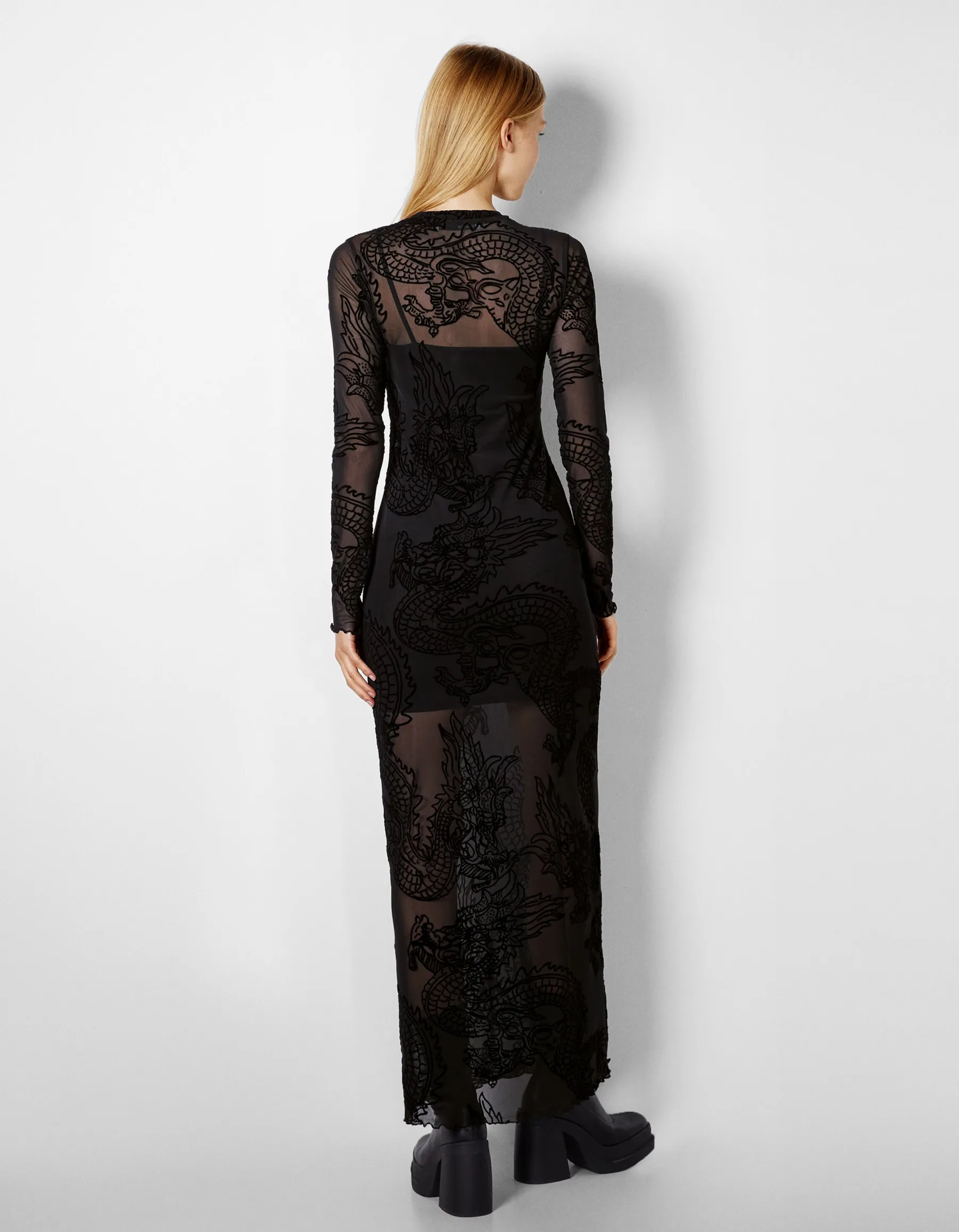 BERSHKA Robe longue manches longues tulle imprimé dragons Noir Clearance
