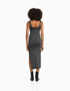 BERSHKA Robe midi moulante bretelles Bleu Hot
