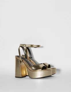 BERSHKA Sandales talon platefme métallisées Or Fashion