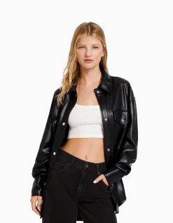 BERSHKA Surchemise en similicuir Noir Cheap