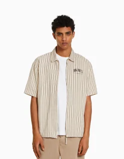 BERSHKA Surchemise manches courtes toile zippée Vert Fashion