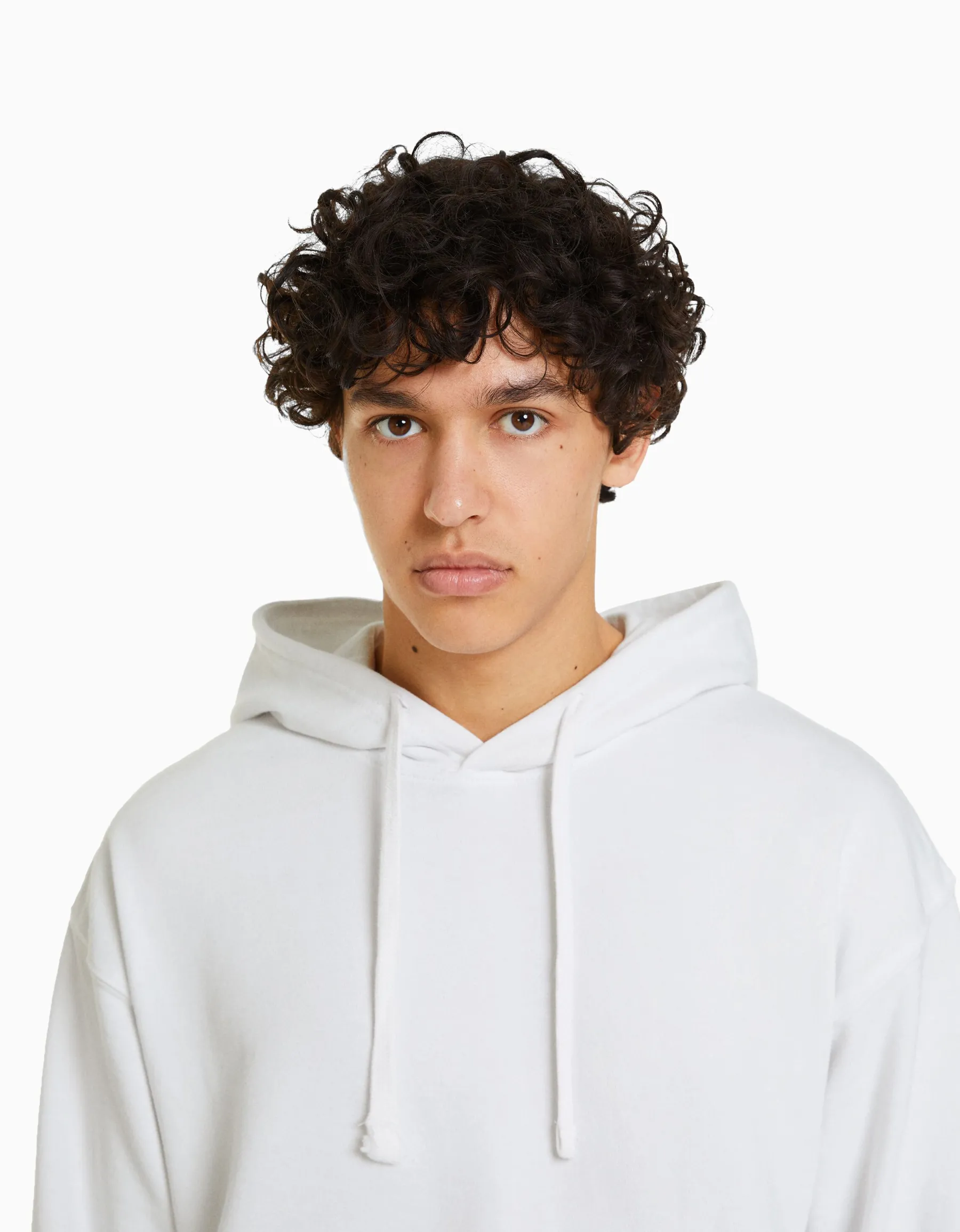 BERSHKA Sweat capuche Blanc Cheap