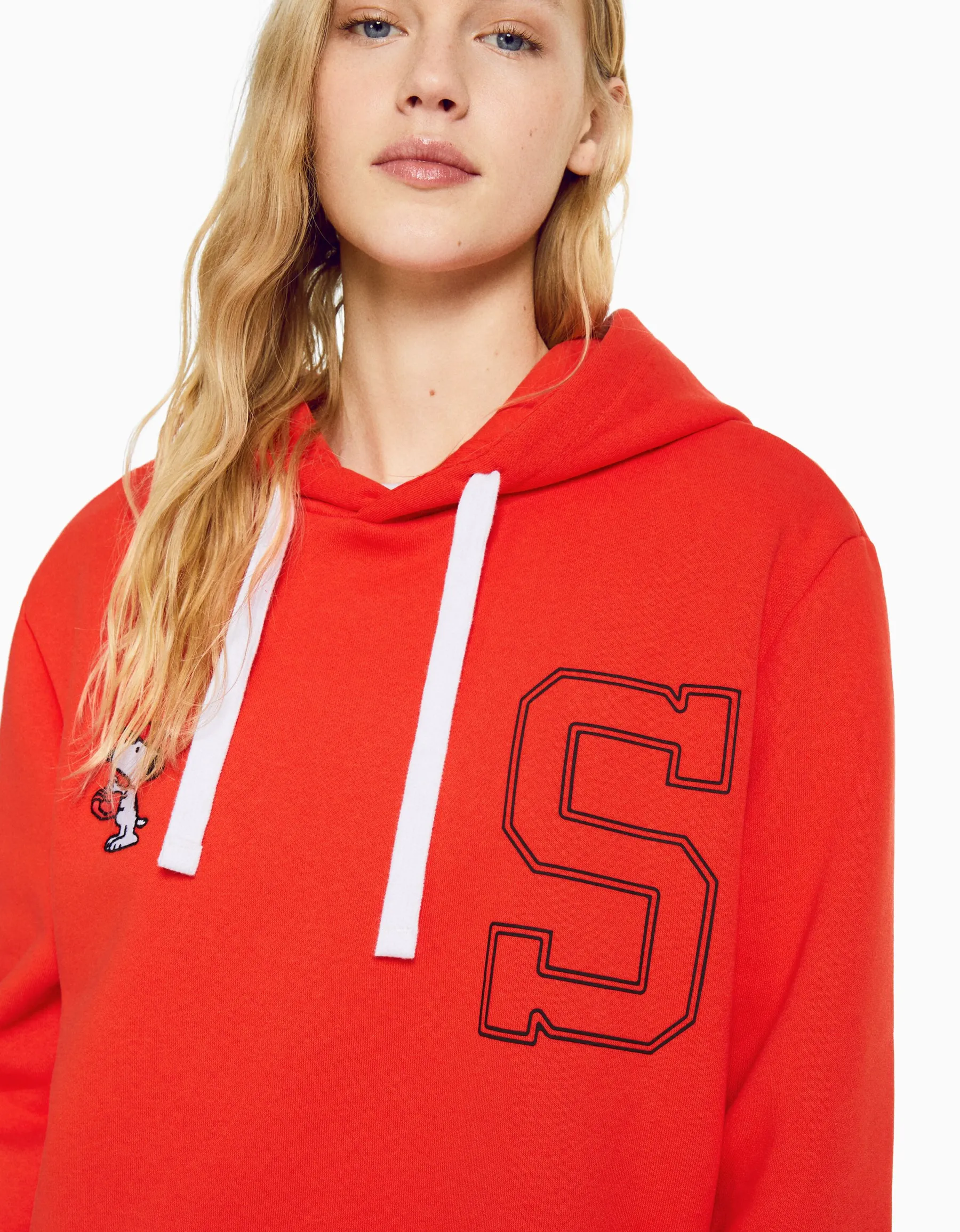 BERSHKA Sweat capuche brodé Snoopy Rouge Online