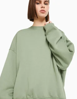 BERSHKA Sweat oversize col rond Noir Cheap