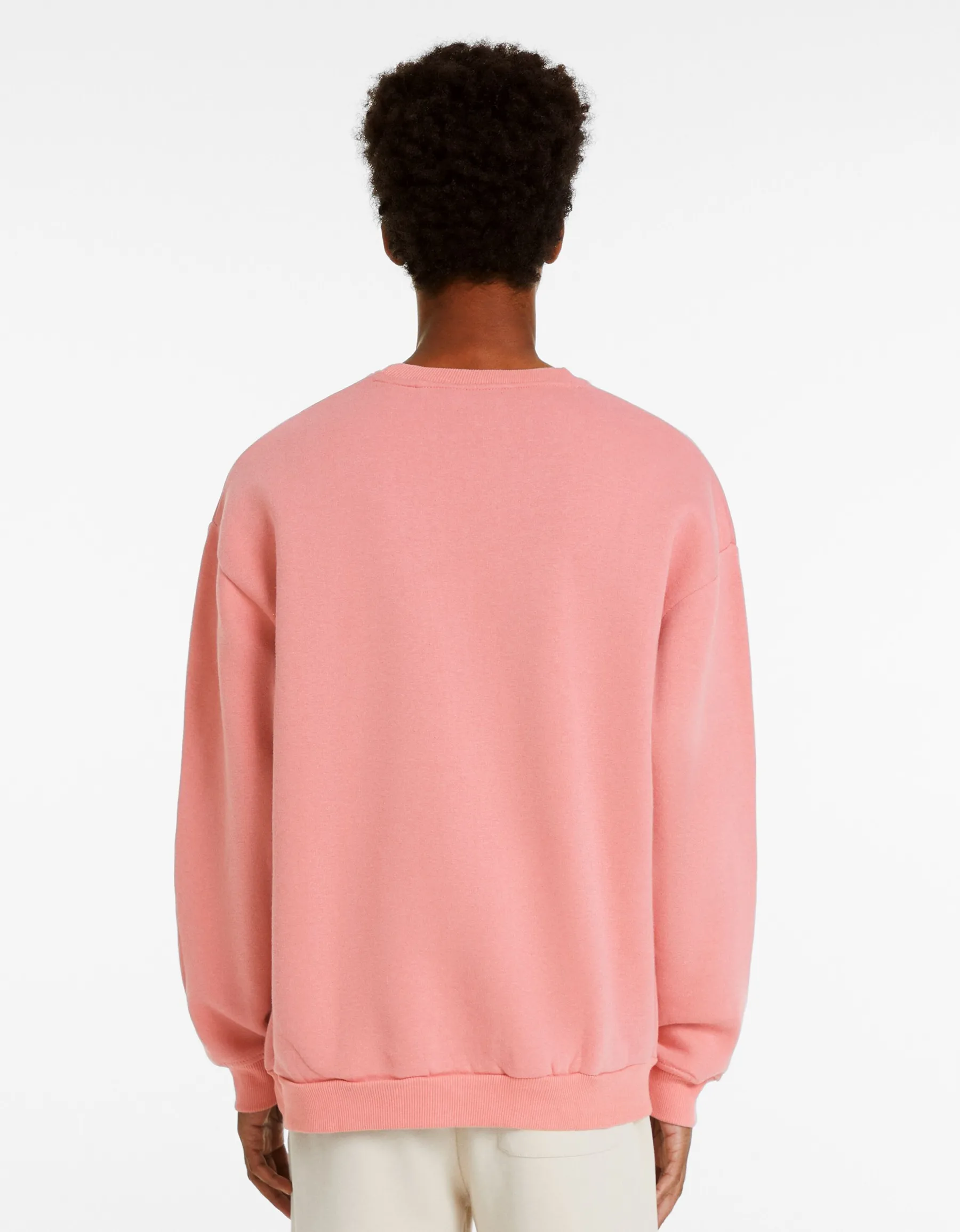 BERSHKA Sweat oversize col rond Noir Fashion