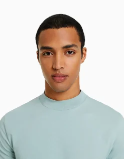 BERSHKA T-shirt à manches courtes et col montant Bleu turquoise Sale