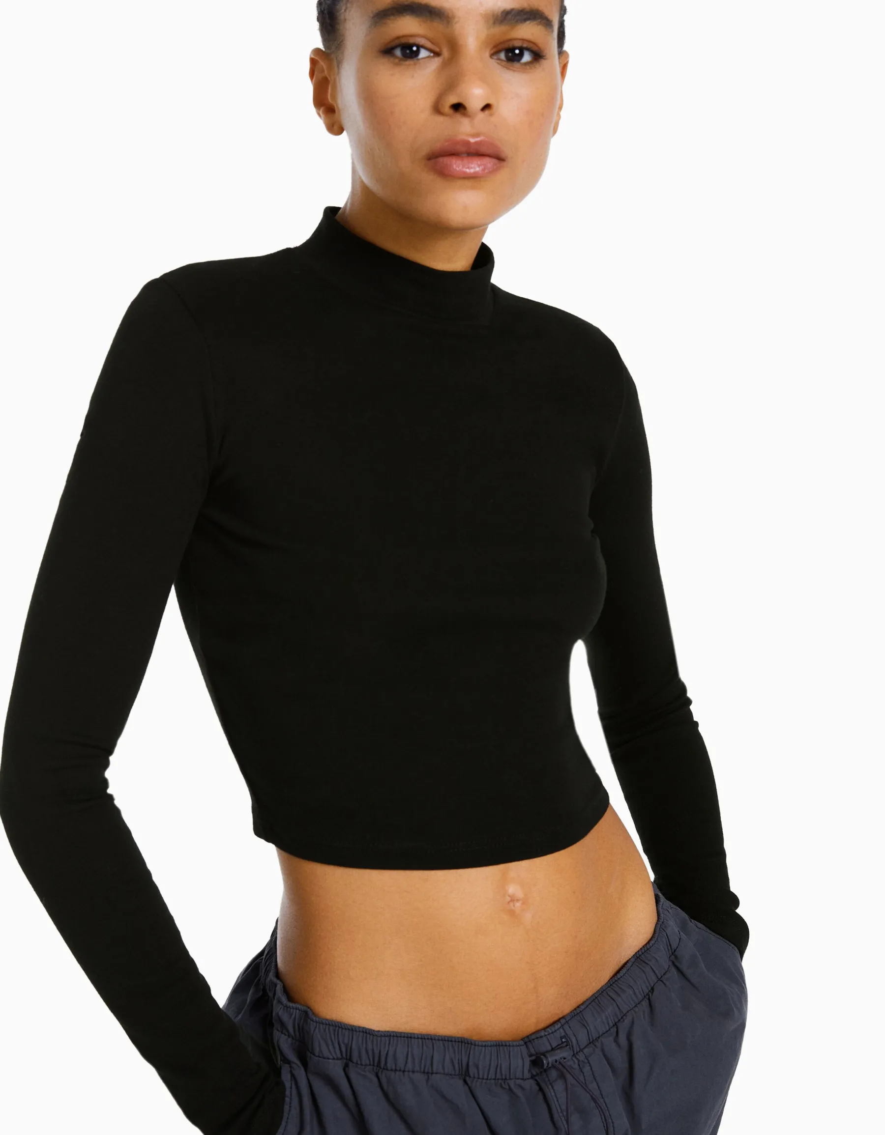 BERSHKA T-shirt col roulé manches longues Blanc cassé Shop