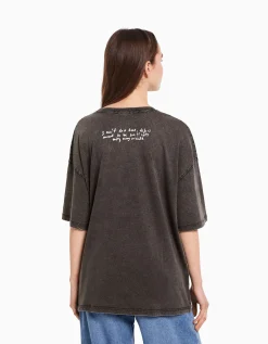 BERSHKA T-shirt manches courtes effet délavé imprimé Noir Store