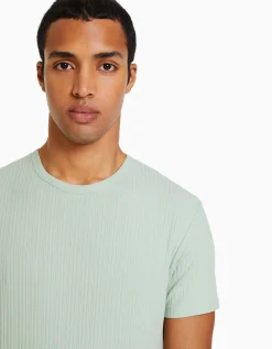 BERSHKA T-shirt manches courtes muscle fit maille côtelée Blanc cassé Hot