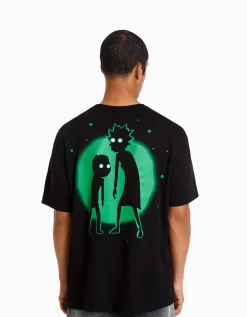 BERSHKA T-shirt manches courtes regular fit imprimé Rick et Morty Noir Cheap
