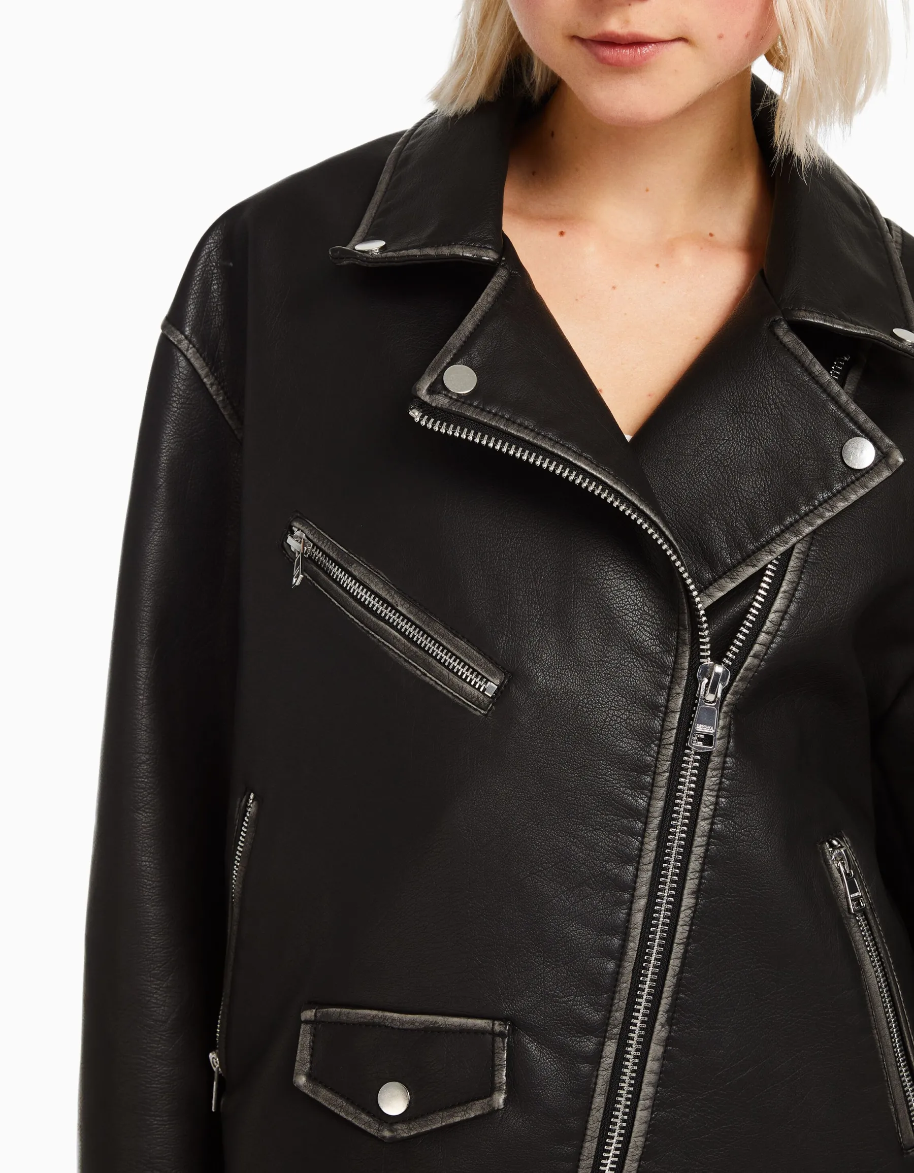 BERSHKA Veste style motard similicuir ceinture Blanc cassé Cheap